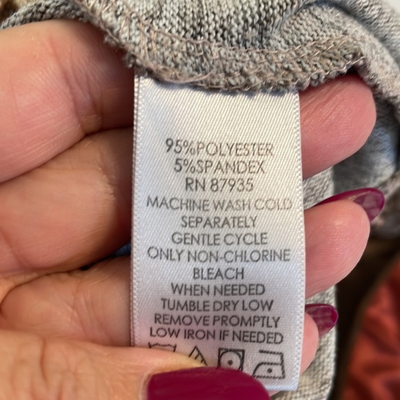 LOGO by Lori Goldstein multi color animal print knit top oversized M 3/4 sleeve - Picture 6 of 9